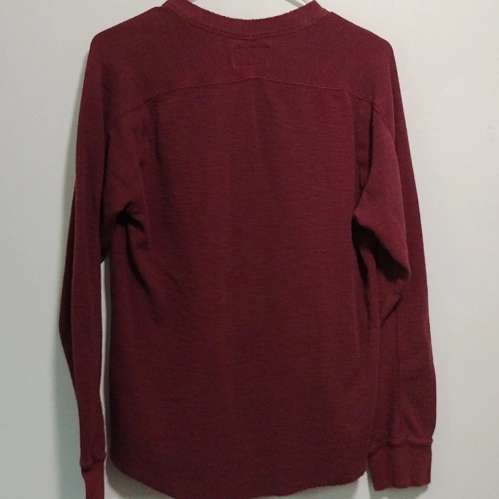 True Religion Men's henley size M